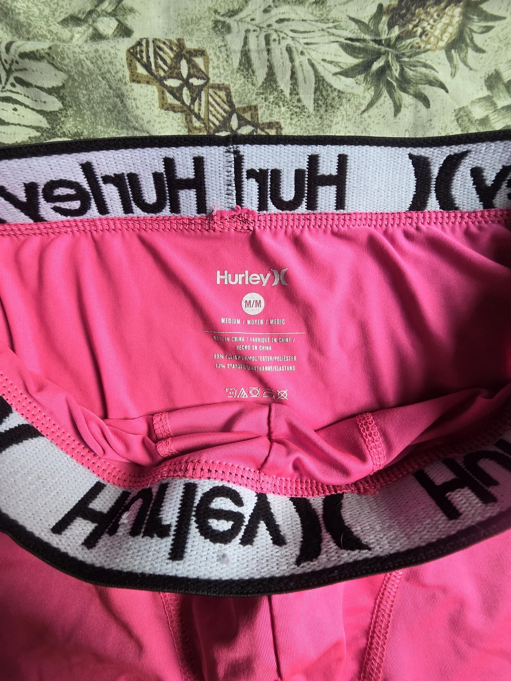 Hurley Men's Hot Pink Performance Boxer Briefs with Black Waistband Size M